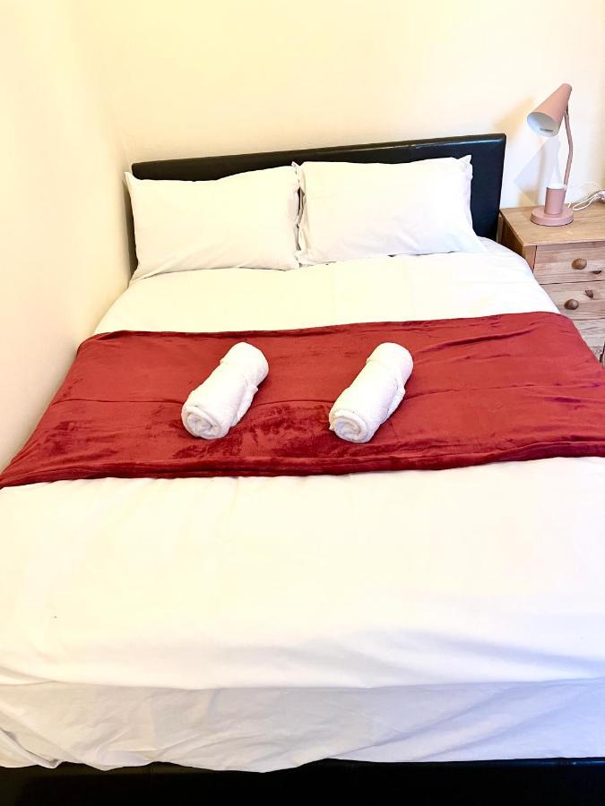Aldgate Holiday Rooms London Exterior photo